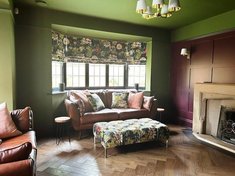 Luxe Dogsit Sat 17 Oct - Mon 26 Oct in Hitchen HERTS UK - Image 3
