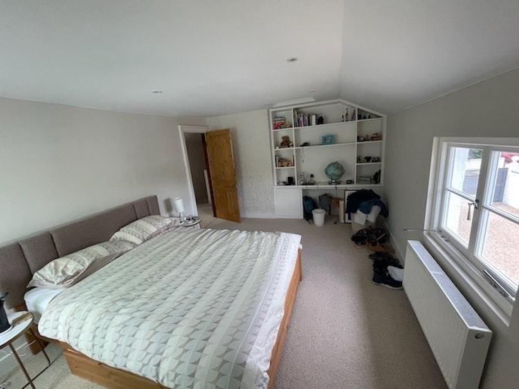 September house sit in Richmond upon Thames - Image 5