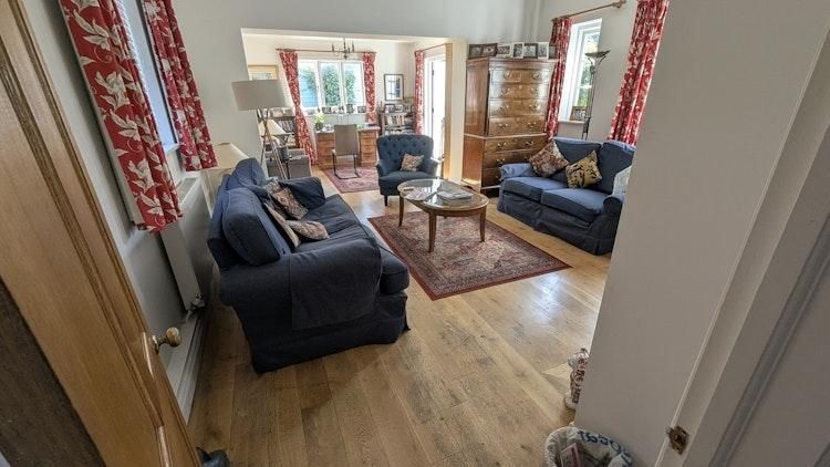 House & Dog Sit Twickenham - Image 3