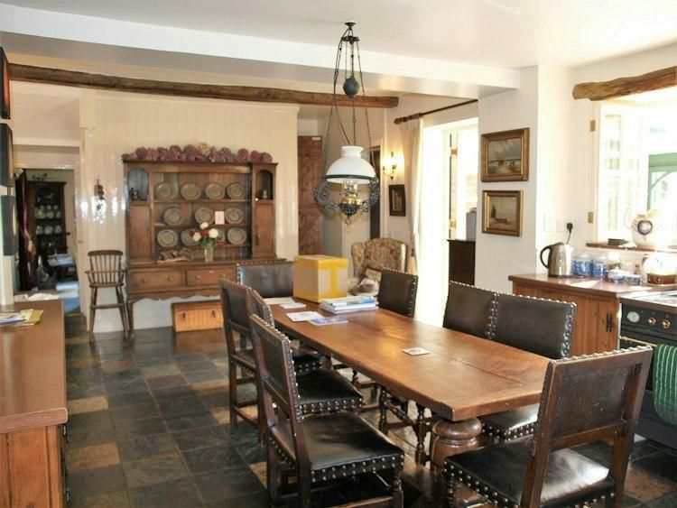 10-18 December Dogsit nr Great Missenden BUCKS UK - 1 Corgi - Image 2