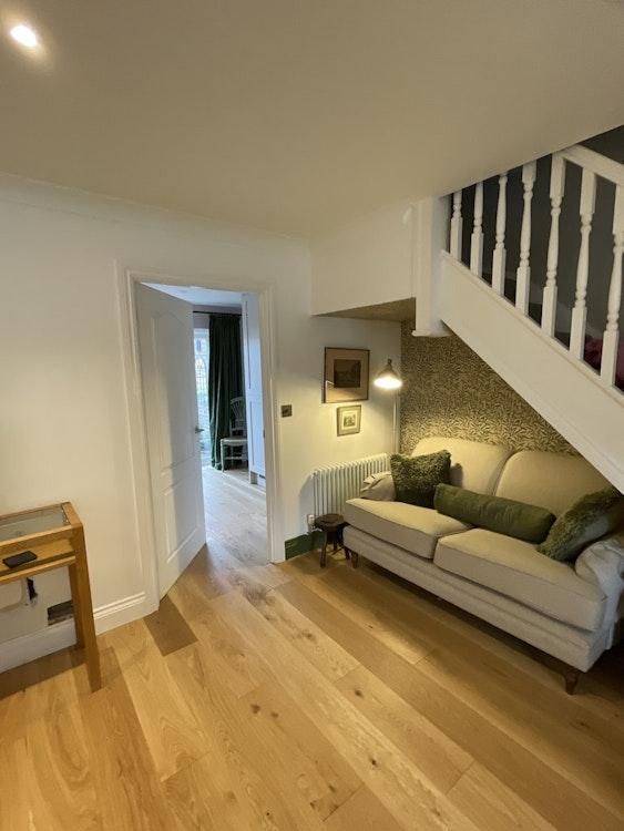 Quiet location near Odiham - Image 5
