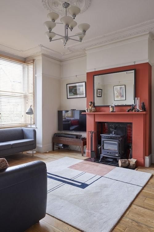 Calm, dog-loving sitter needed for Leytonstone - Image 7