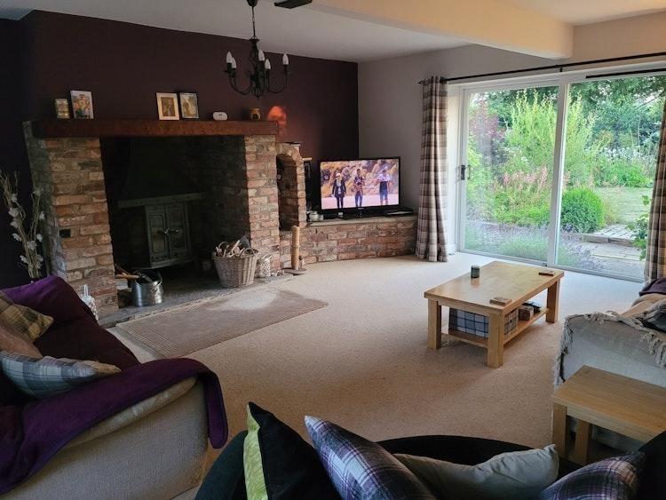 26-29 Mar 2027 Easter Petsit in Crowton CHESHIRE UK - Image 2