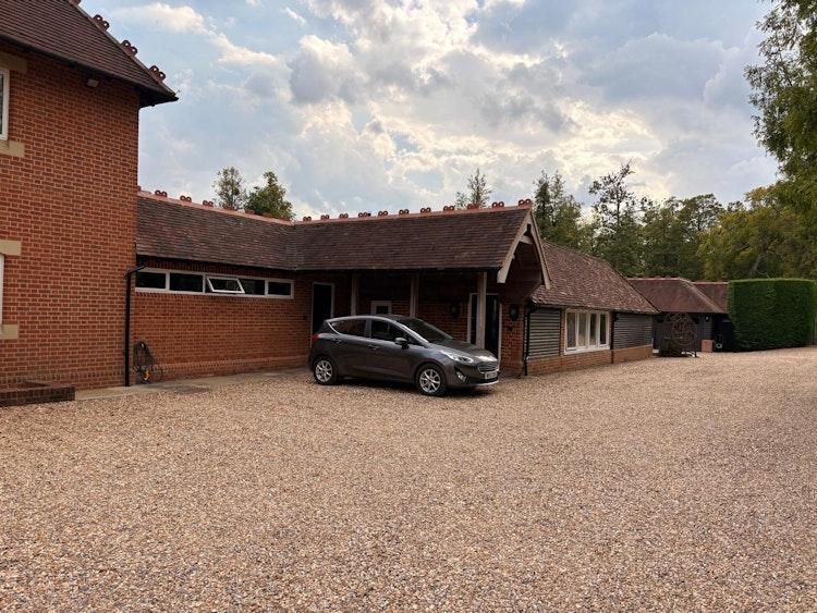 23-25 October Harleyford nr Marlow BUCKS UK -4 Dogs - Image 9