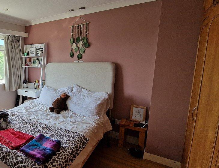 West Molesey, South East England - Image 2