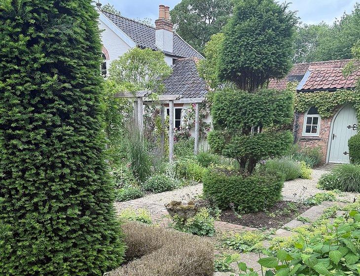 Woodbridge, East of England - Image 3