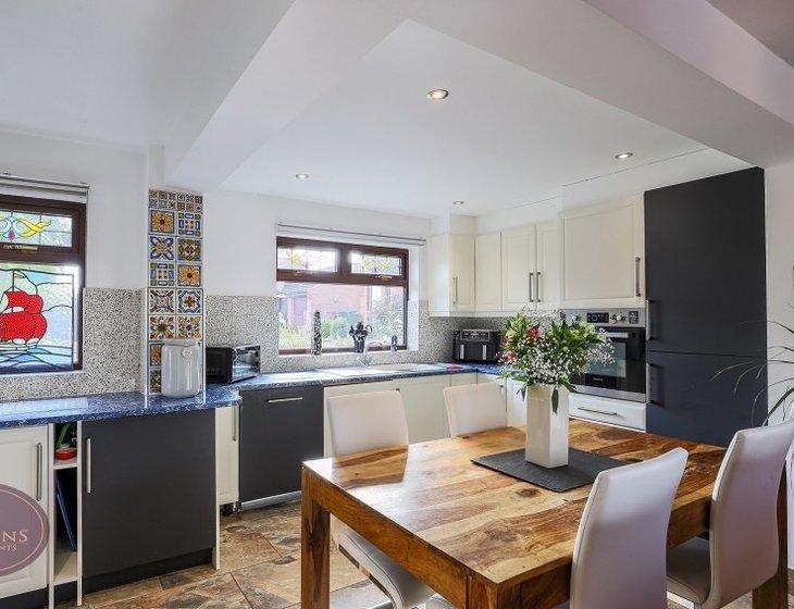 Heanor, East Midlands - Image 3