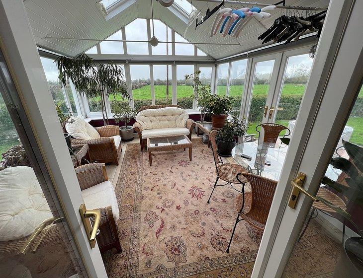 Shepton Mallet, South West England - Image 6