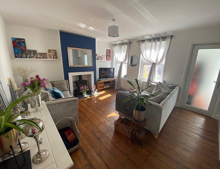 Haywards Heath, South East England - Image 3