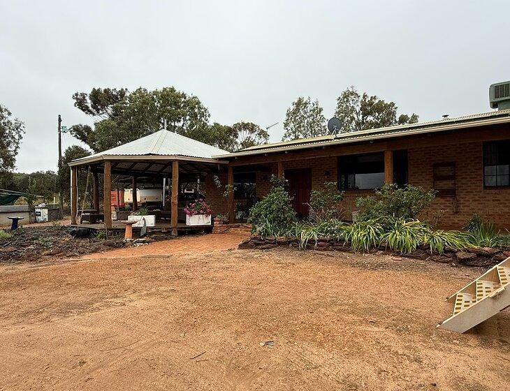 Yetna Via Geraldton, Western Australia