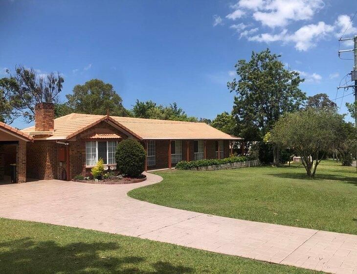 Morayfield (qld), Queensland - Image 1