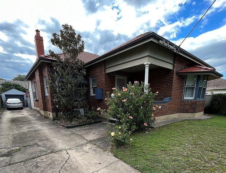 Hamilton East, New South Wales - Image 3