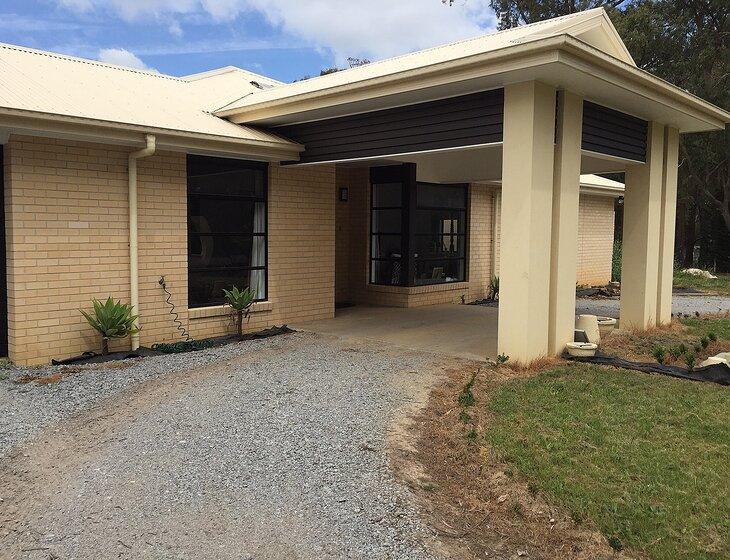 Narre Warren East, Victoria