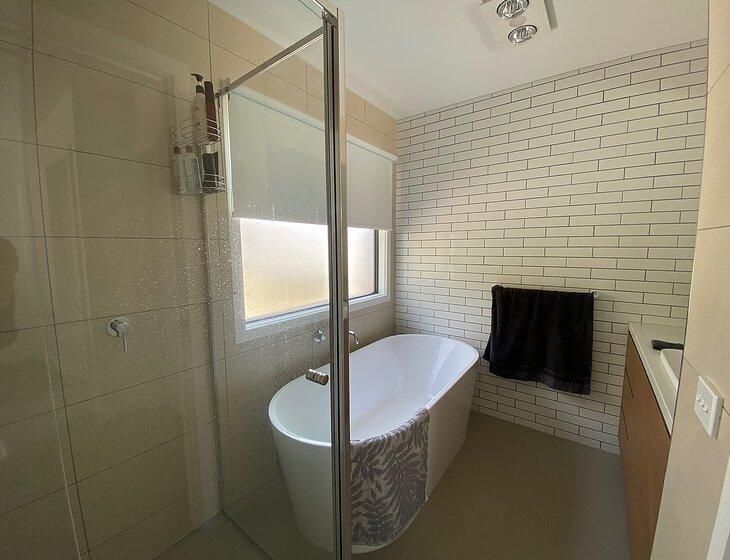 St Albans, Victoria - Image 6