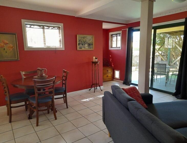 Scarborough, Queensland - Image 5