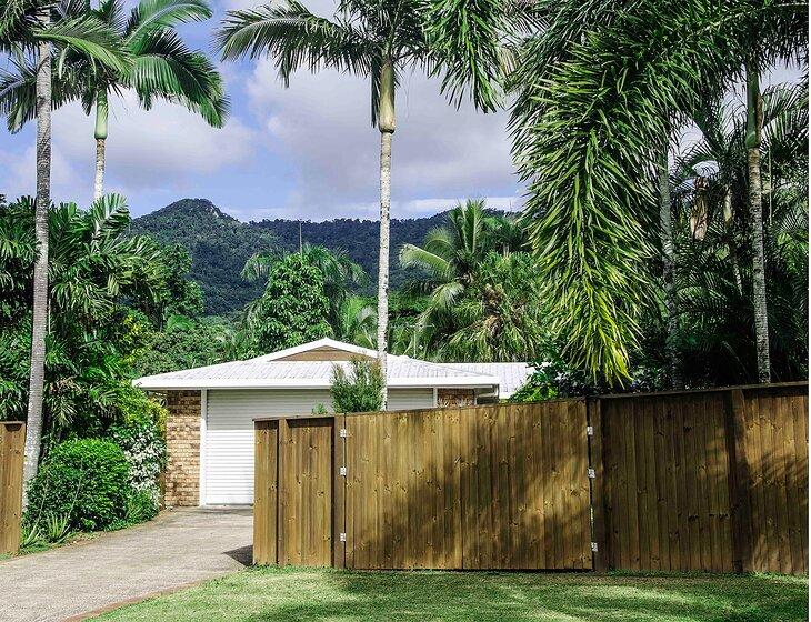 Smithfield, Queensland