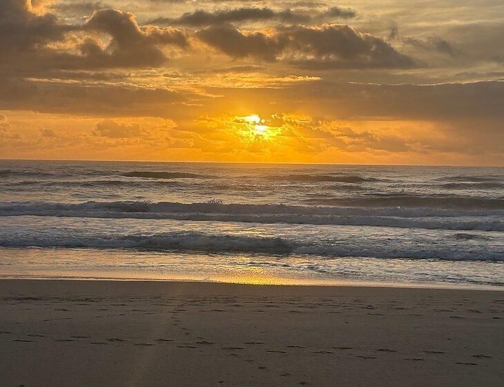 Mermaid Beach, Queensland - Image 4