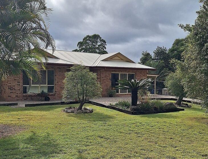 Royston, Queensland - Image 1