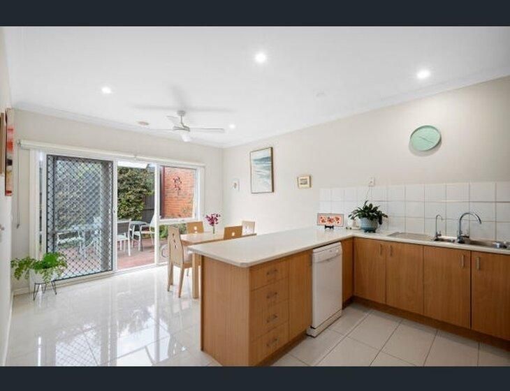 Parkdale, Victoria - Image 3