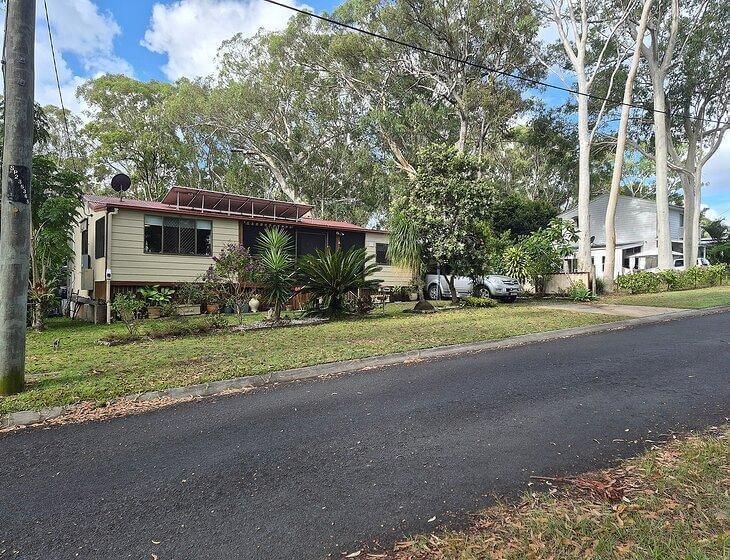 Macleay Island, Queensland - Image 1