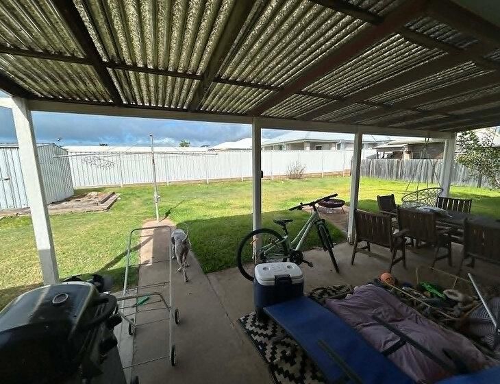 Point Vernon, Queensland - Image 8