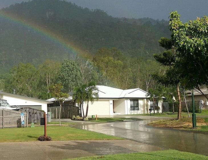 Cannonvale, Queensland - Image 3
