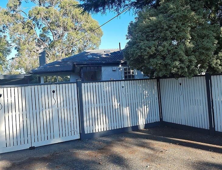 Cheltenham, Victoria - Image 2