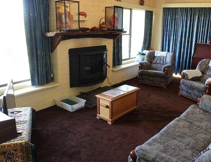 Dilston, Tasmania - Image 4