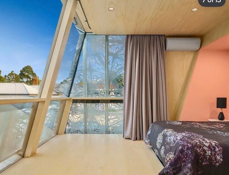 Kensington, Victoria - Image 4