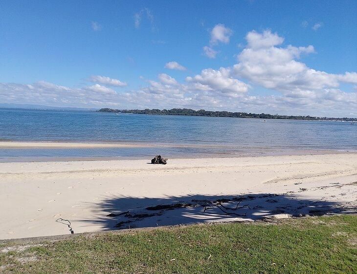 Bongaree, Queensland - Image 5