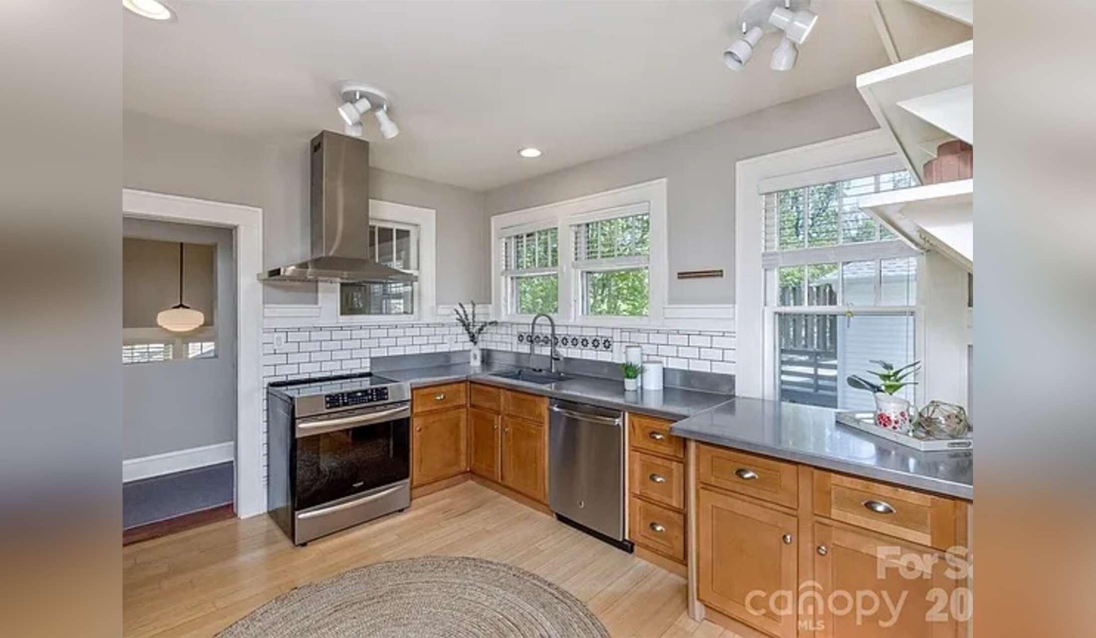 Few minutes from downtown Asheville! - Image 8