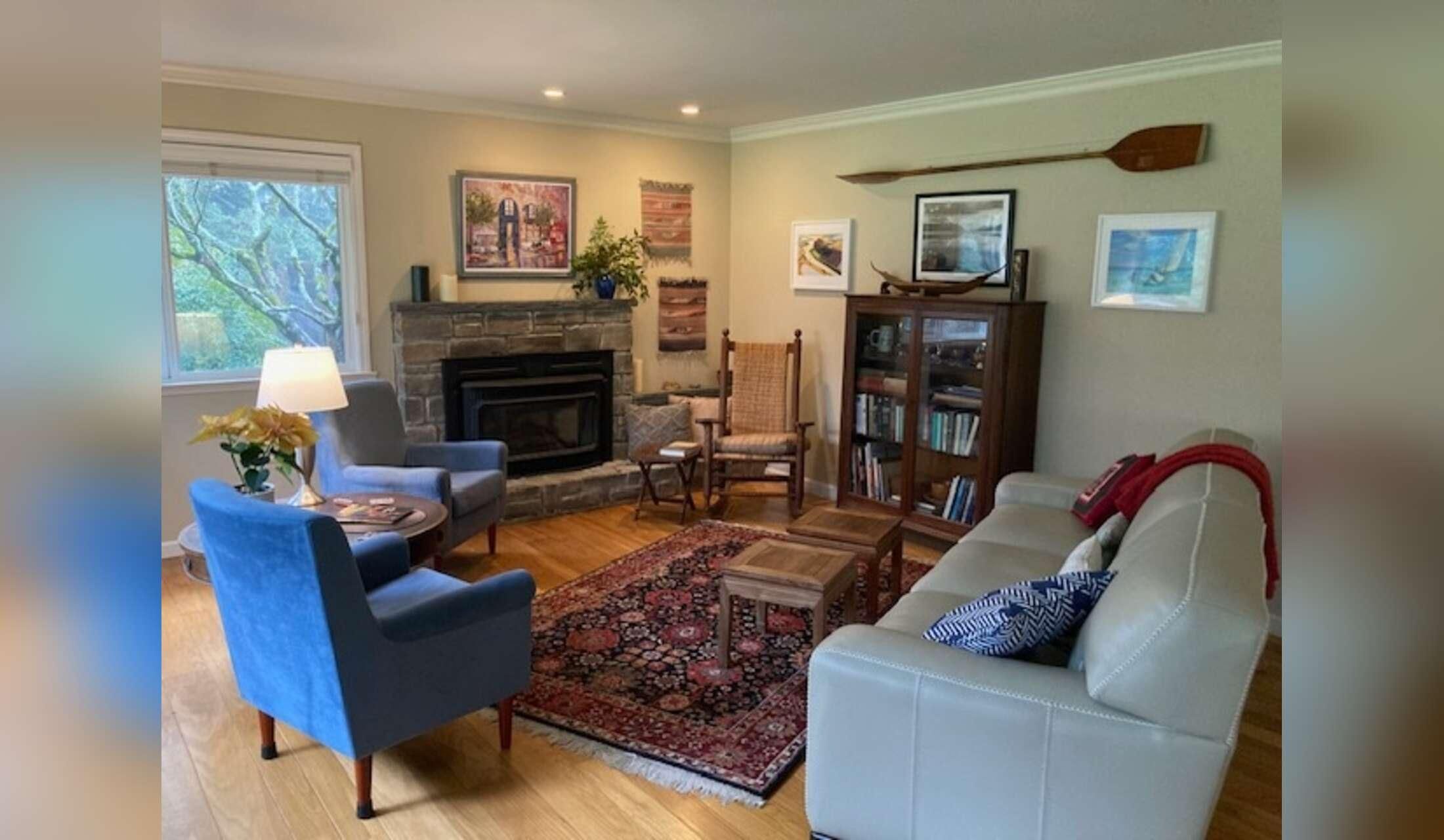 House & Pet Sitter Wanted Sonoma County CA - Image 2