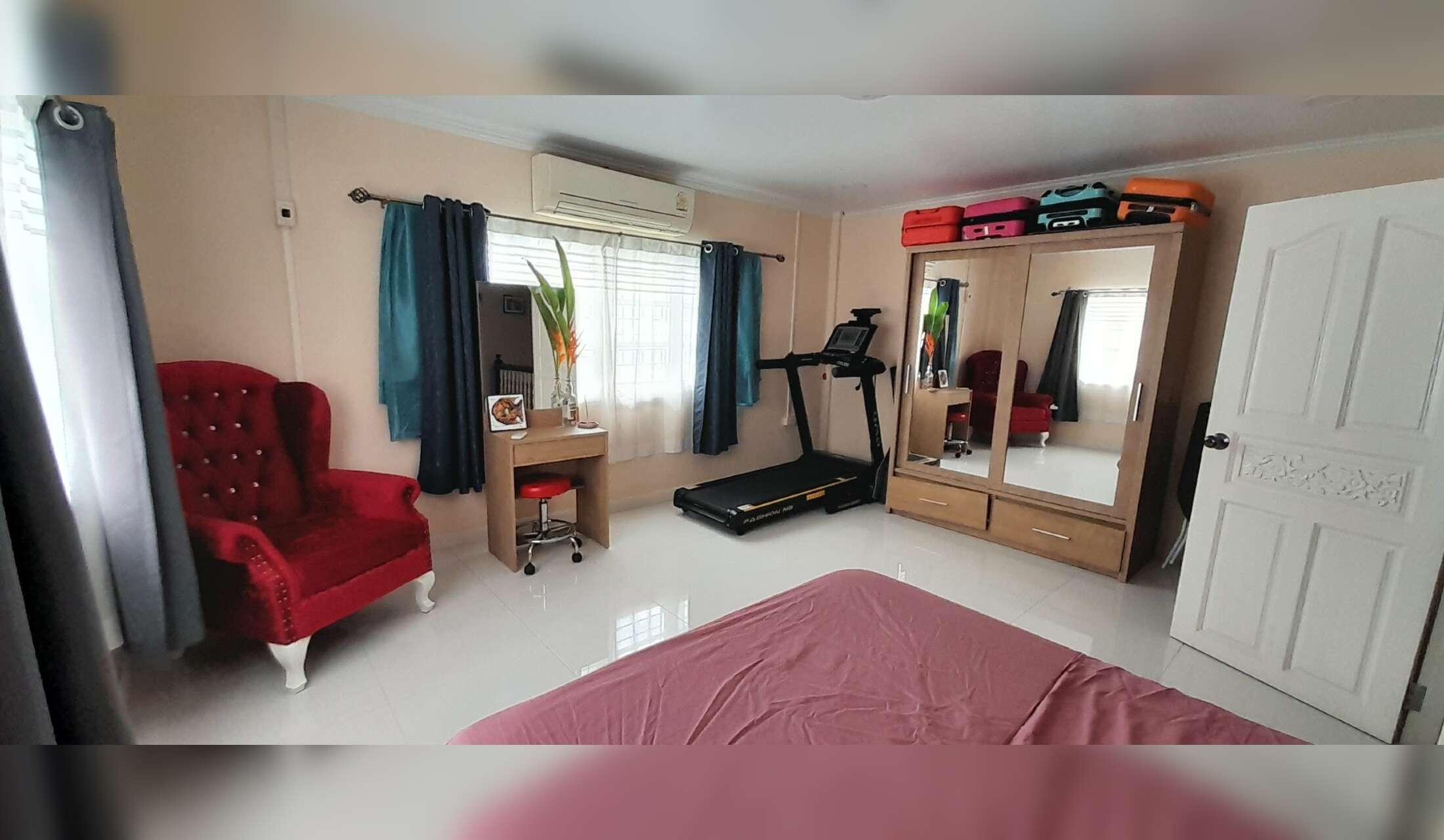 Fancy Xmas in Bangkok? Cats, fish, plants and house sitter wanted Sukhumvit 101, Bangkok - Image 5