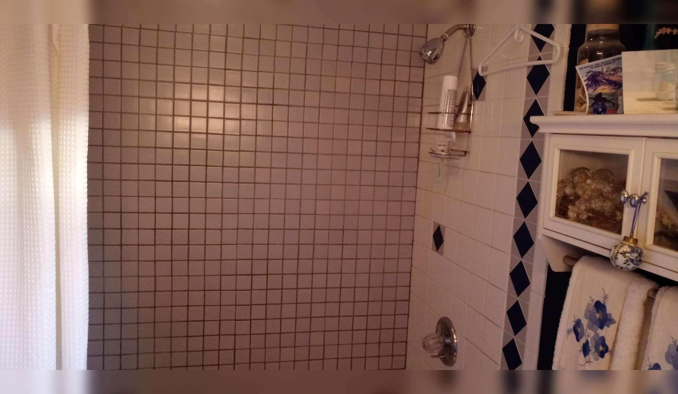 2 story/1 bedroom/1.5 bath townhouse - Fairmount/Lemon Hill - Image 7