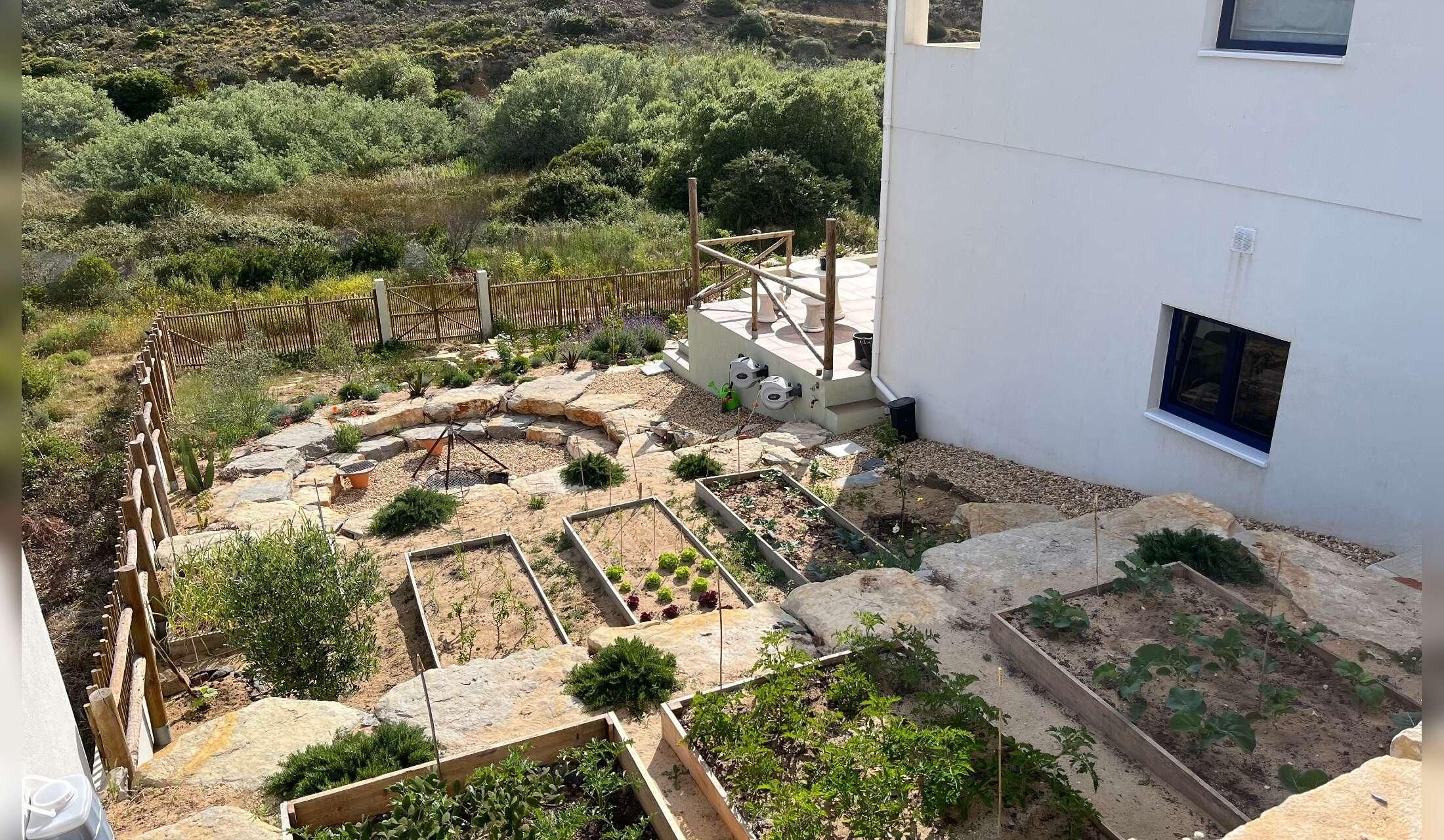 October 4-night getaway Monte Clerigo, Aljezur, Western Algarve. Lovely house with large garden, close to the sea. Great beaches, walking, surfing and nature - Image 8