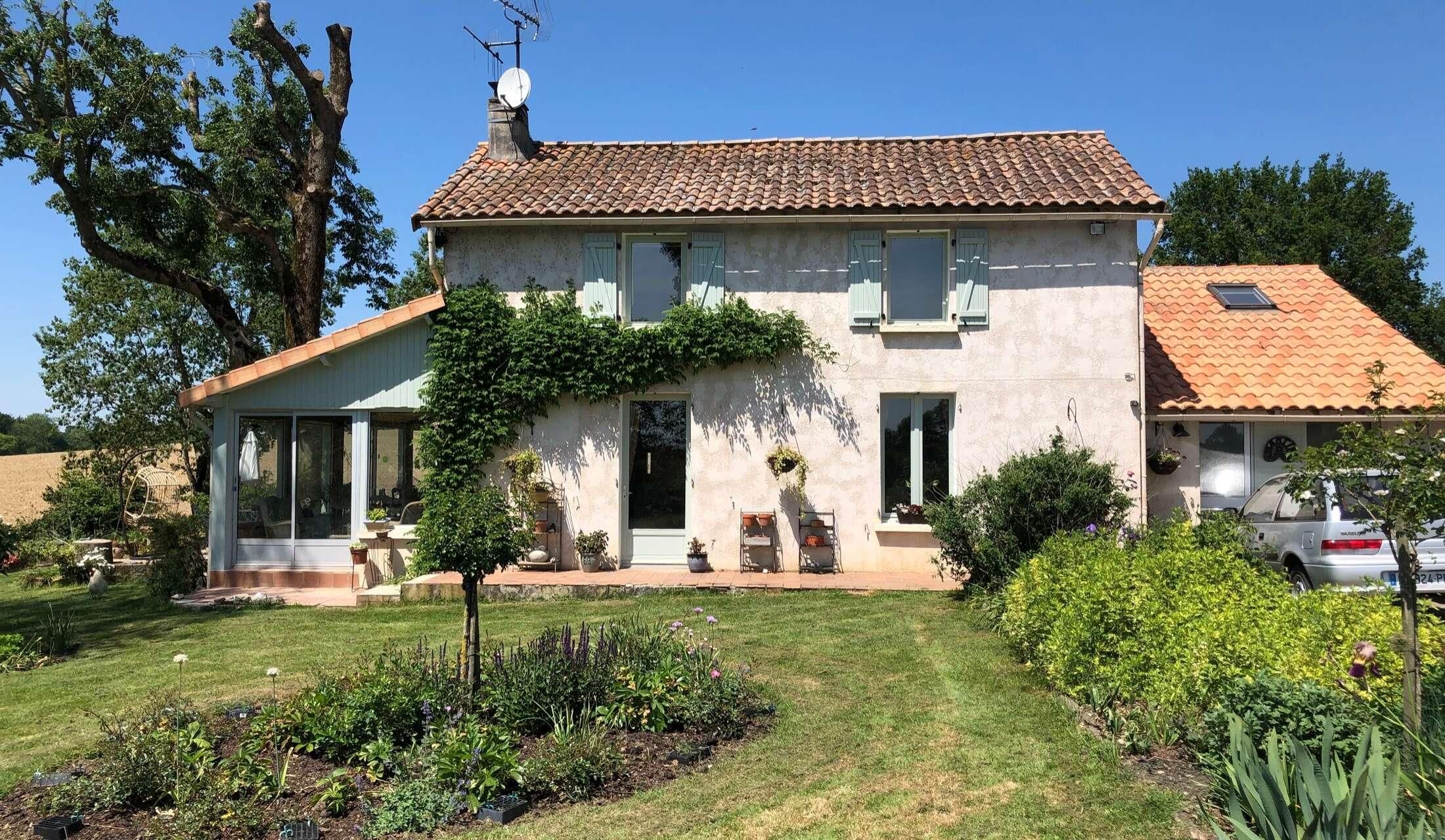 Looking for a kind housesitter/ s from 24/10/2026 to 7/11/2026 . Lovely Mid -West France location