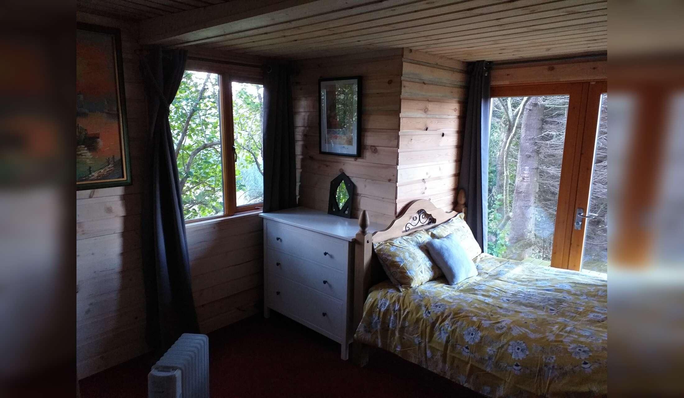 Split Rock Cabin - Image 3