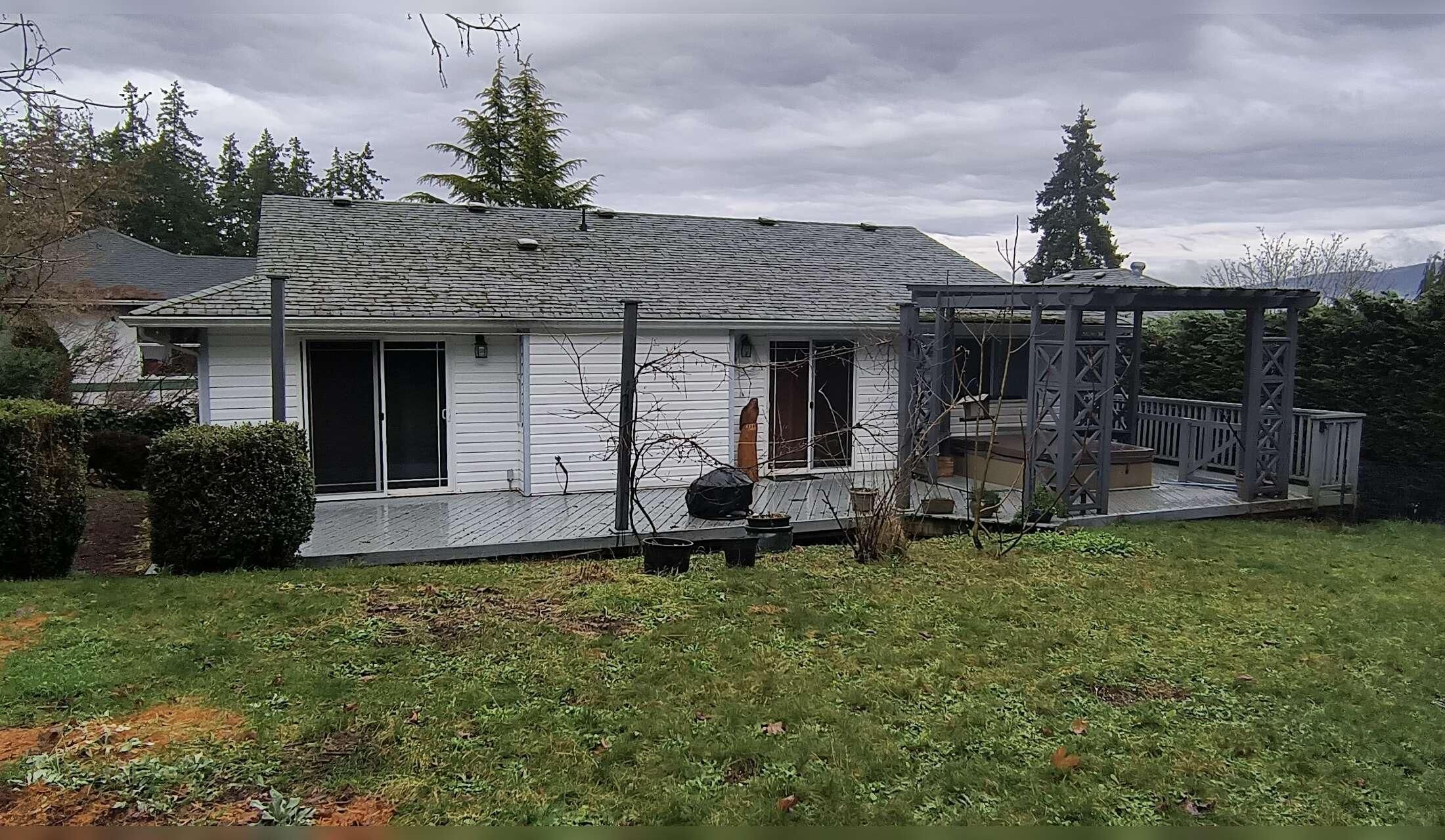Relax on southern Vancouver Island and enjoy our home and pets - Image 8