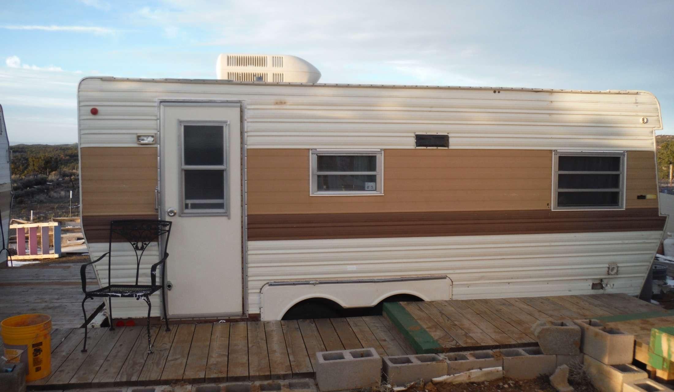 New Mexico Property with Dogs - Image 2
