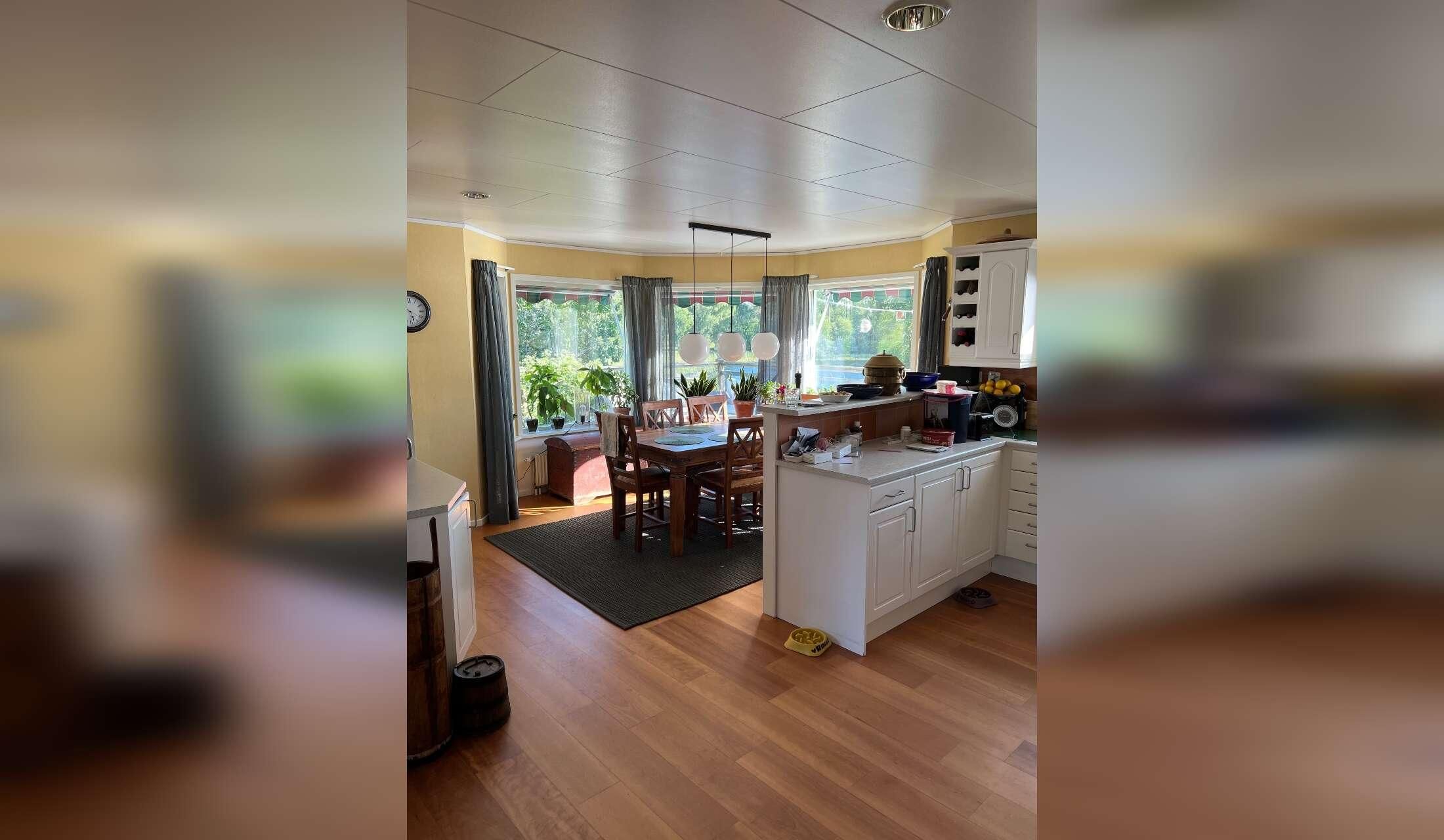 Peaceful lakeside home, 3 lovely dogs, sauna & car – Swedish countryside near Gothenburg | 22 Oct–2 Nov - Image 8