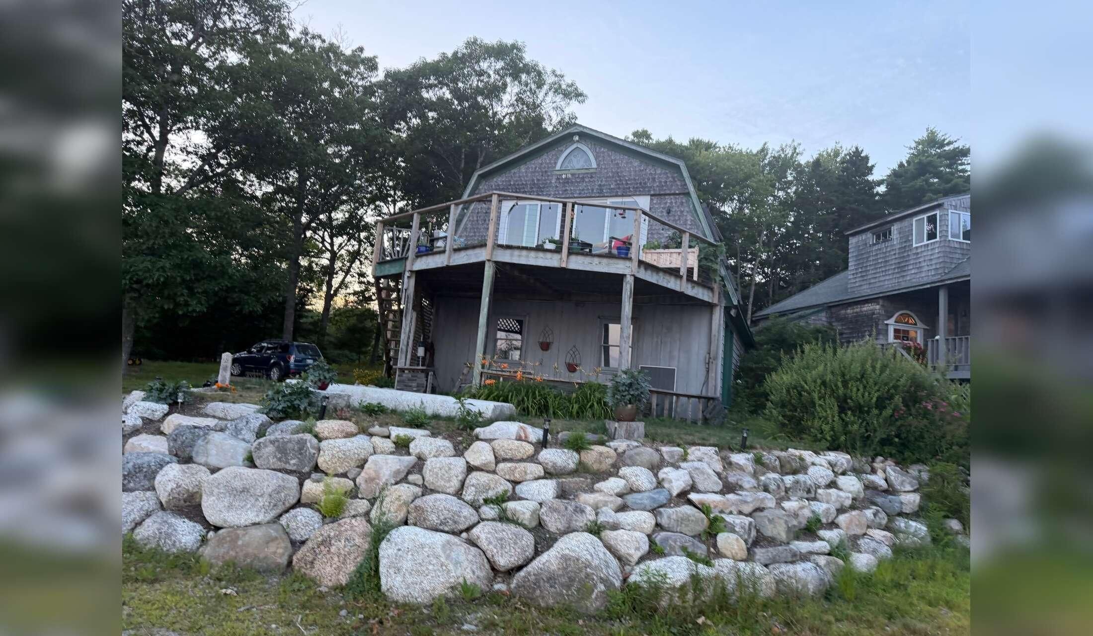 Awesome Dog & bonus Oceanfront Maine listing near Acadia/Blue Hill Peninsula - Image 4