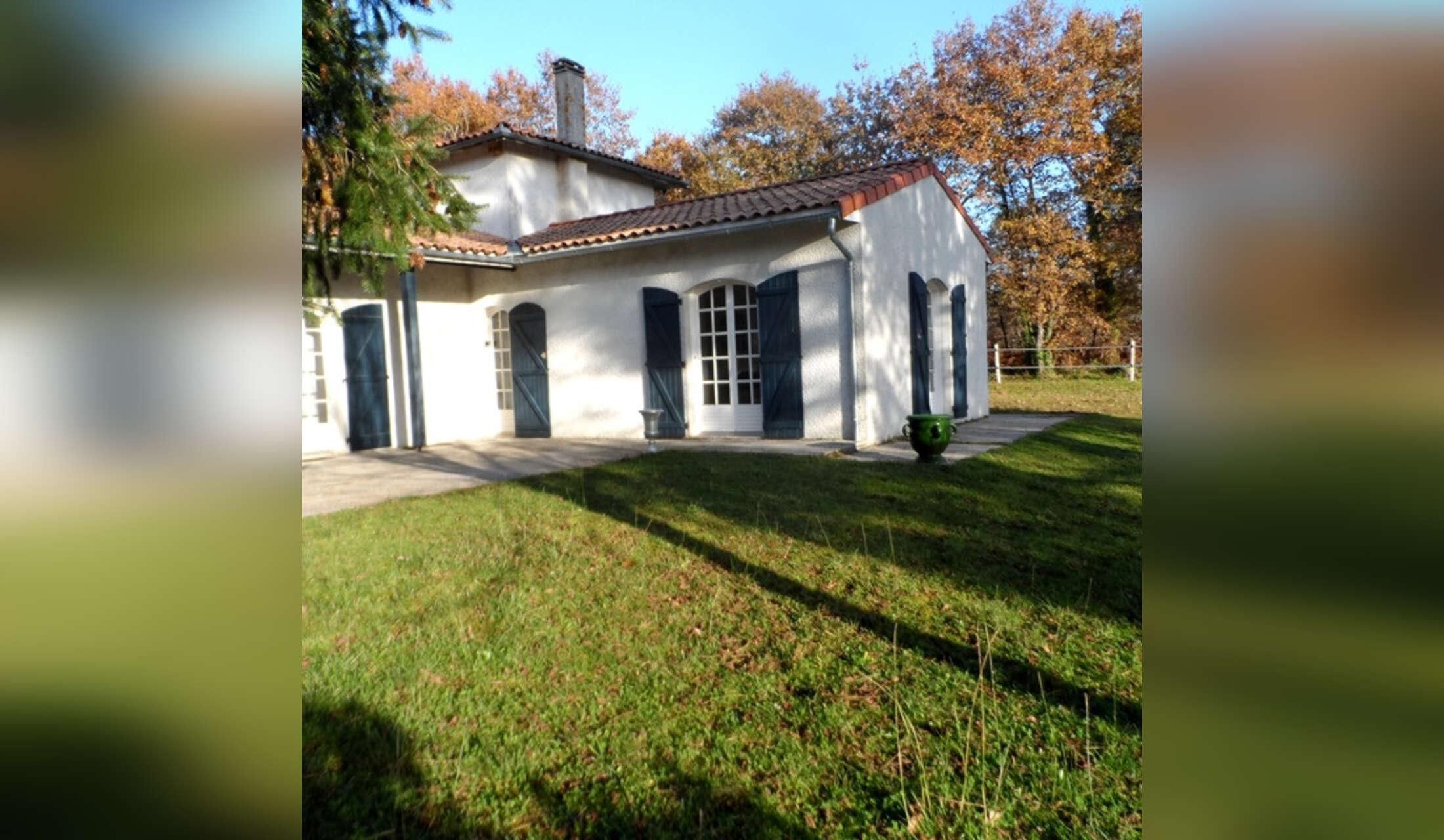 Lovely house on two acres near Bordeaux France - Image 2