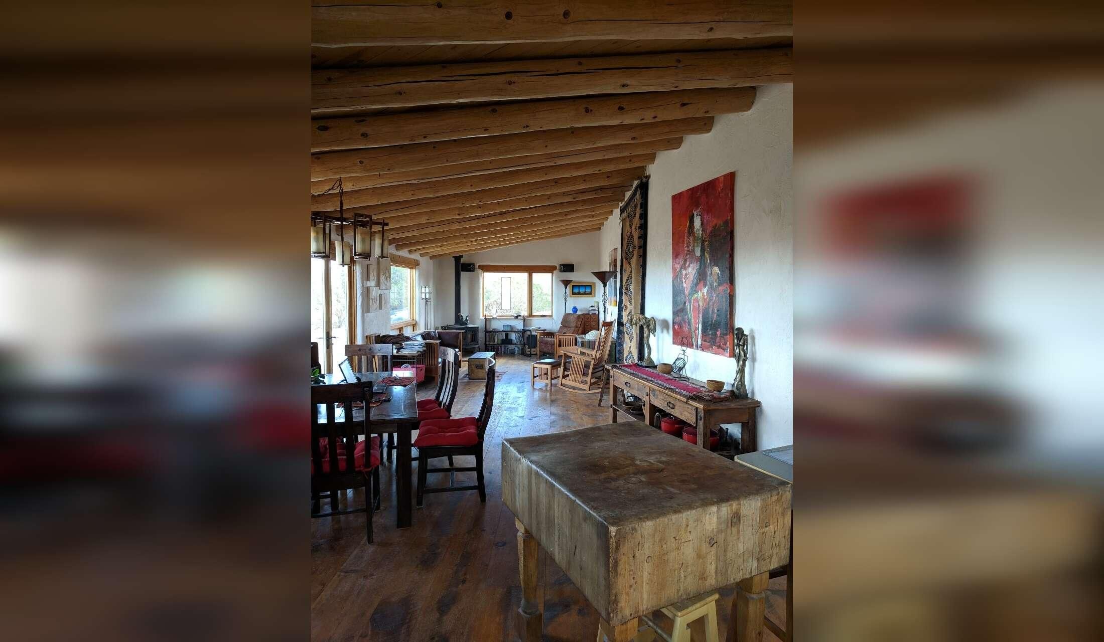 Off-Grid Awesome near Santa Fe & Albuquerque, NM!  Relax in the Land of Enchantment! - Image 2
