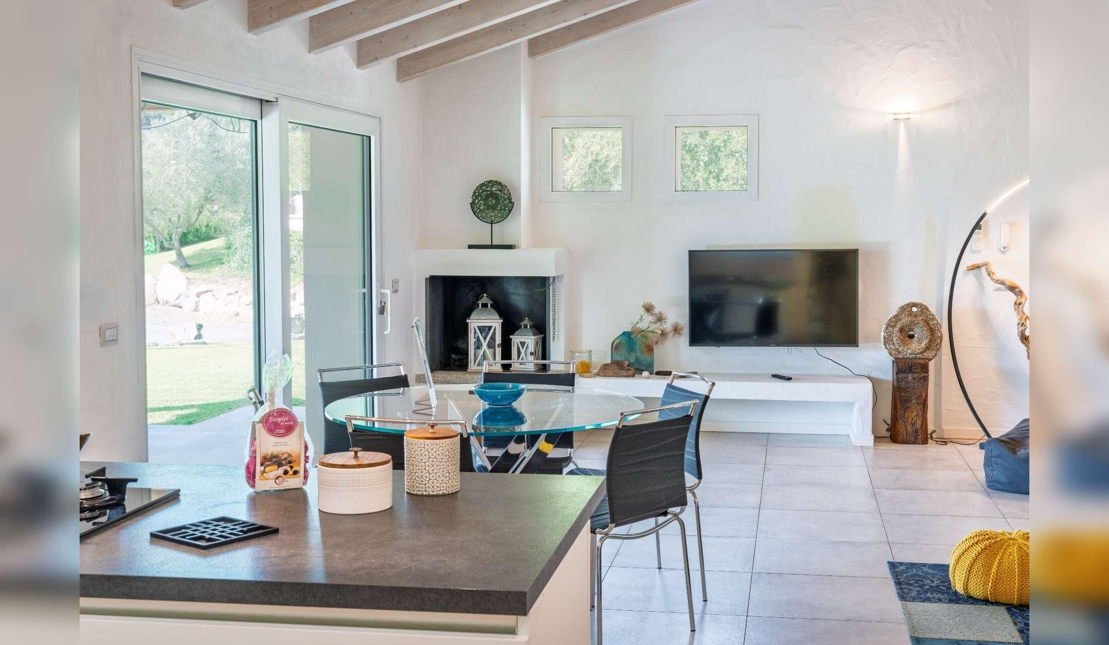 Countryside house in Sardinia with 2 lovely dogs and an old cat - Image 3