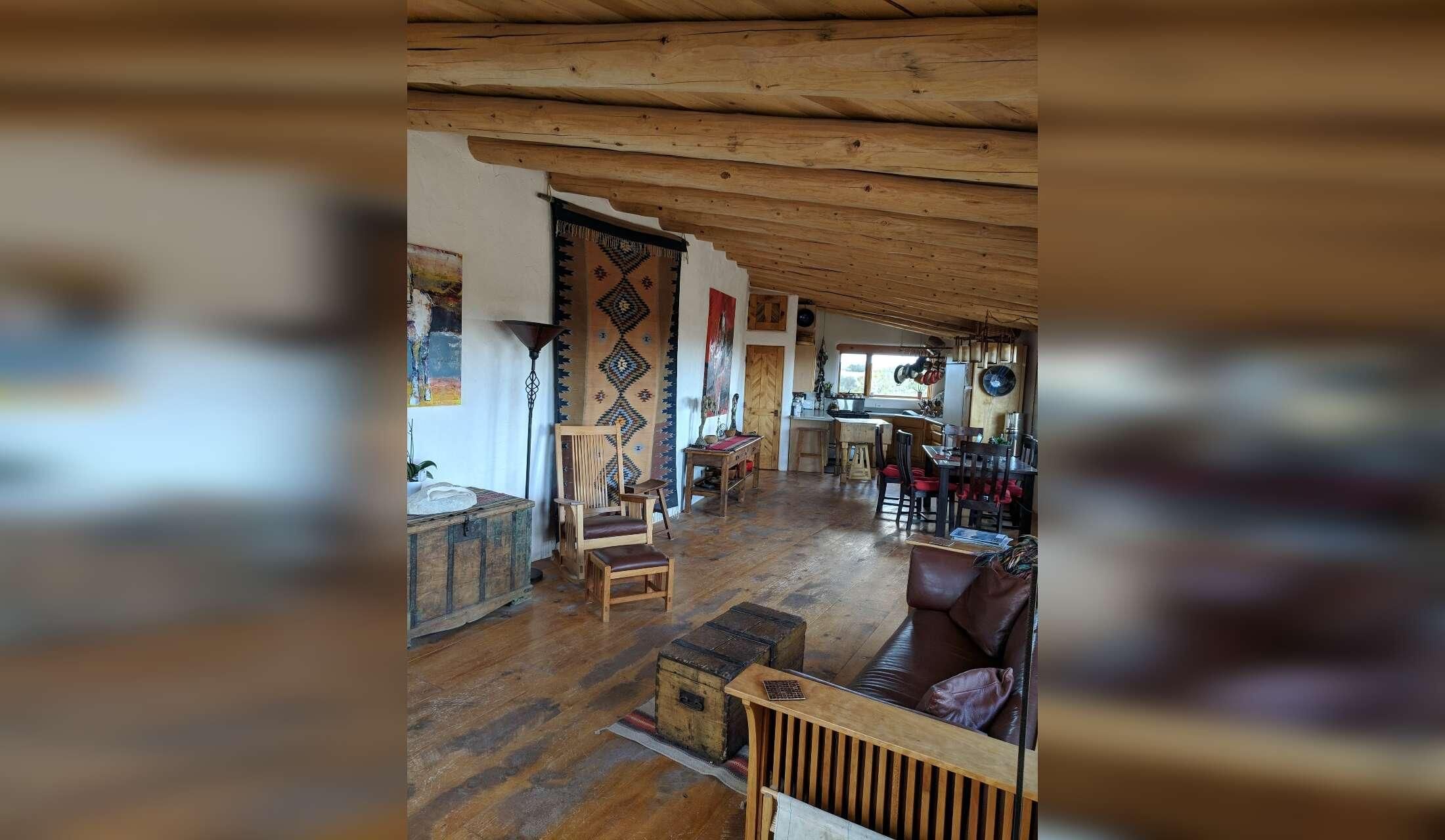 Off-Grid Awesome near Santa Fe & Albuquerque, NM!  Relax in the Land of Enchantment! - Image 3
