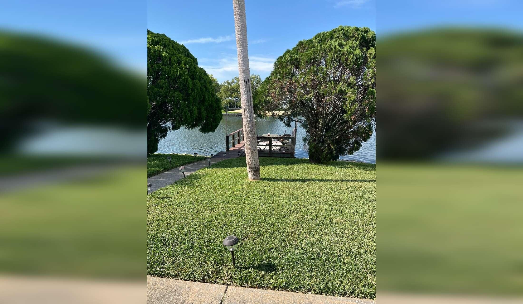 Lakeside Florida Home - Image 5