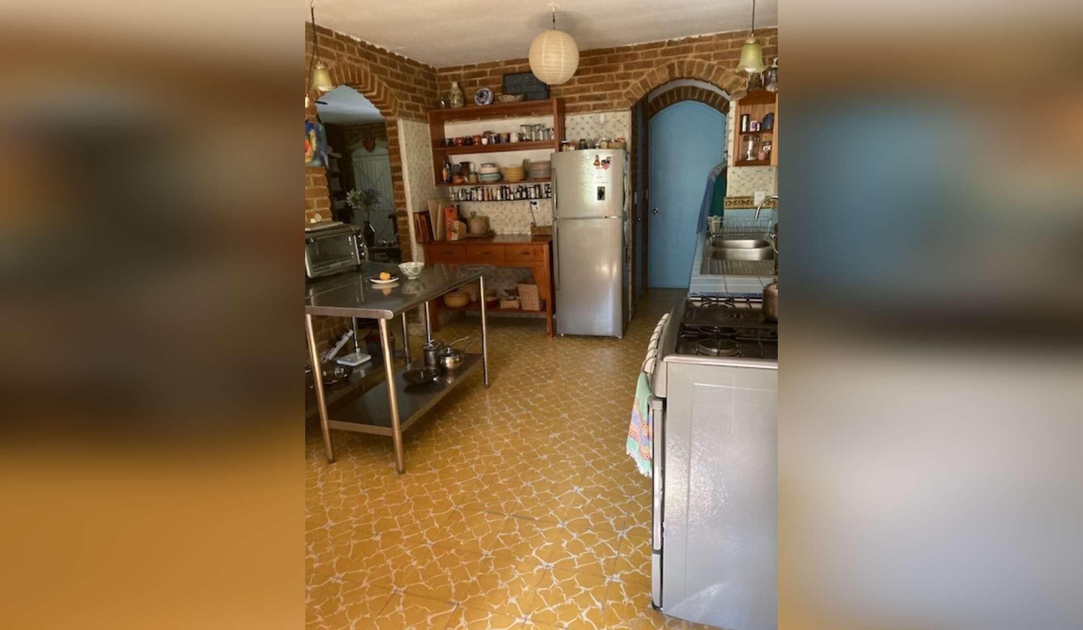 House on 2 acres of semi tropical land, urban, near capital and small village - Image 6