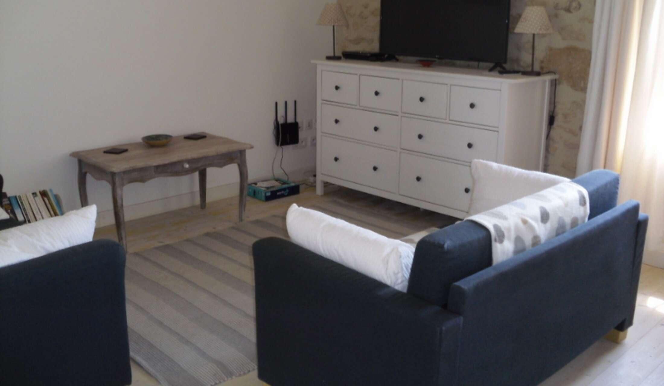 French farmhouse needs long-term outdoorsy ,cheerful and active house sitting couple - Image 4