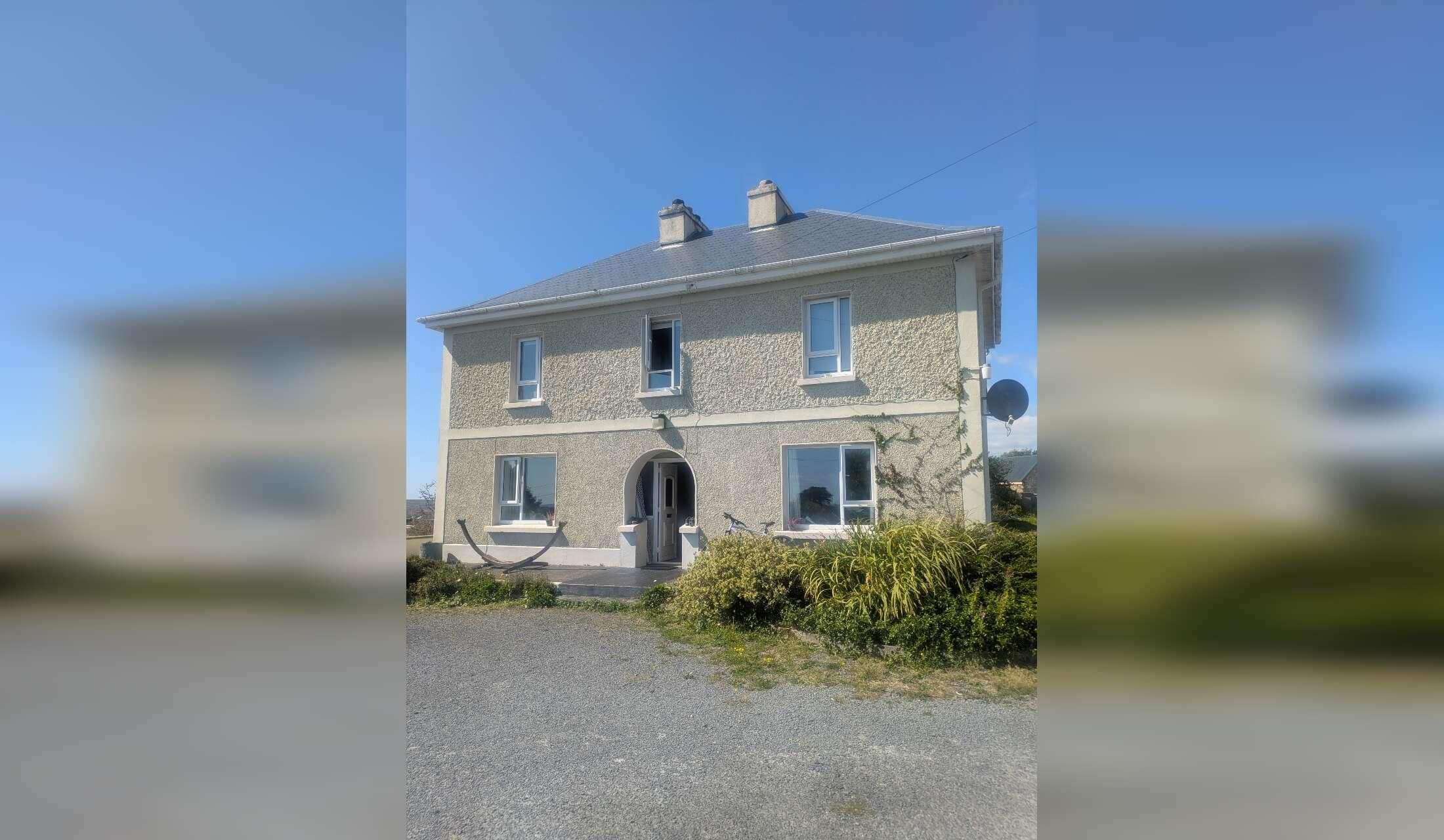 Looking for a house and pet sitter near the beach in Connemara, Ireland