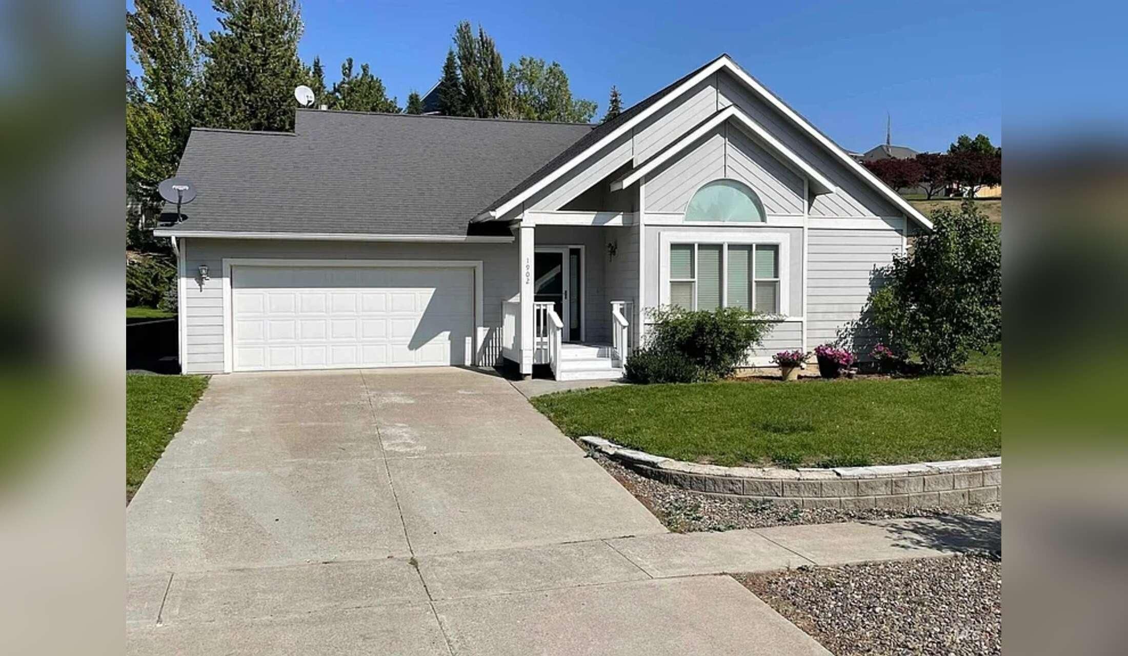 Responsible house sitter wanted for cozy home